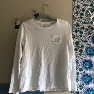 Vineyard vines small basic top